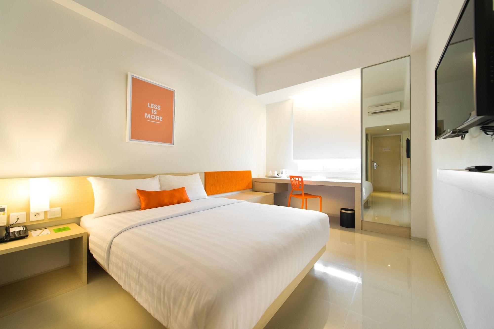Zuri Express Mangga Dua Jacarta Exterior foto